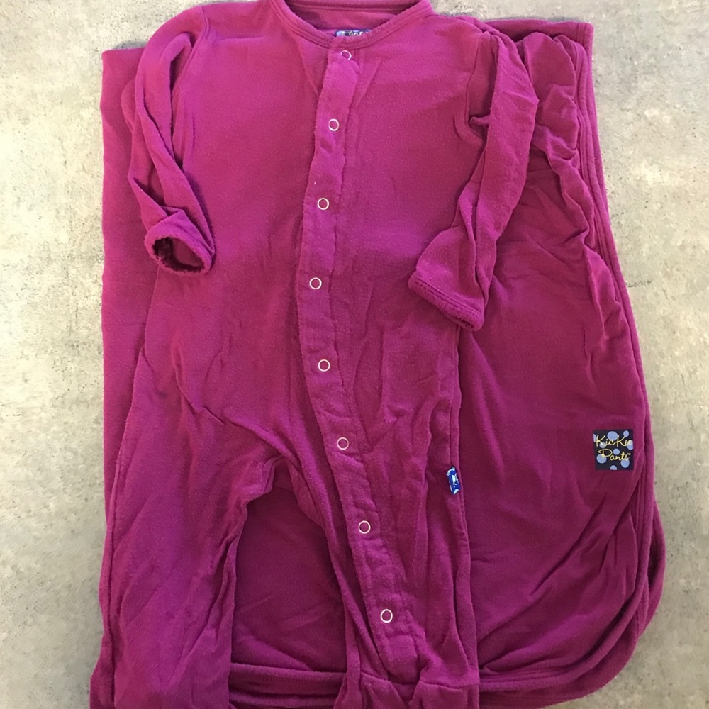 3/6 pajama and swaddle set